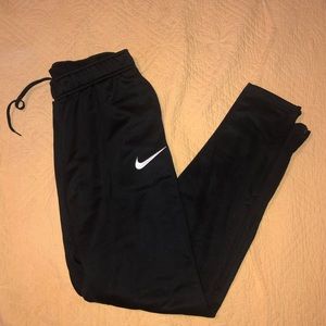 Nike Joggers 🏃‍♂️